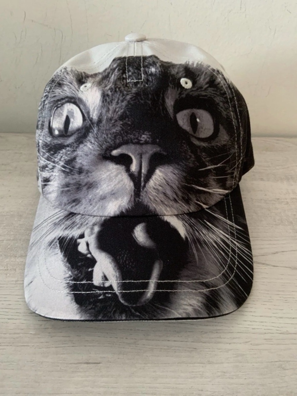 NWT TORY BURCH CAT PRINT LTD. EDITION BASEBALL CAP HAT ANIMAL HOUSE CAPSULE